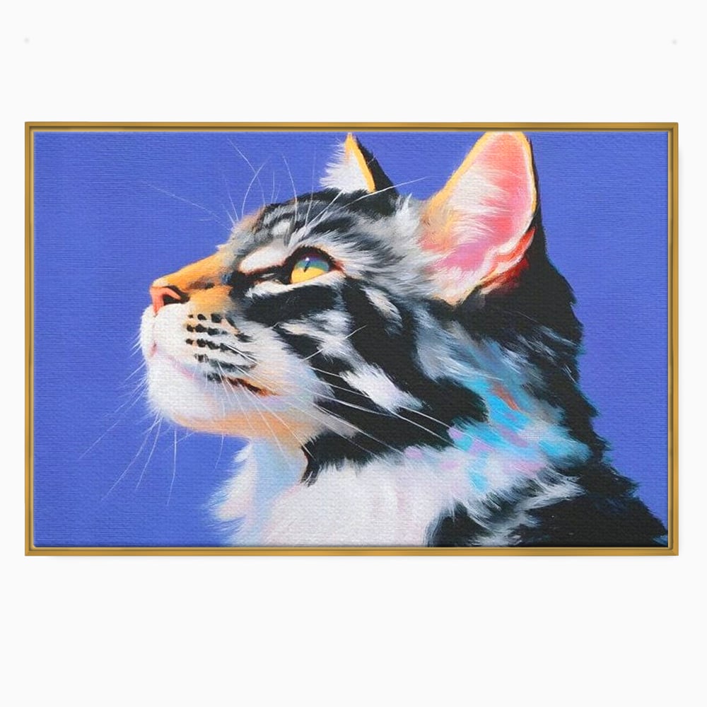 Tablou canvas cu pictura cu profil de pisica, in rama de aluminiu auriu